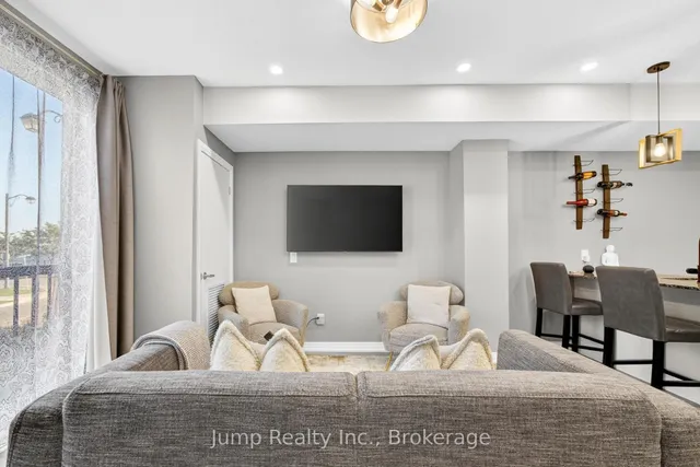 Additional image 14 of 1206 Main St Unit 107