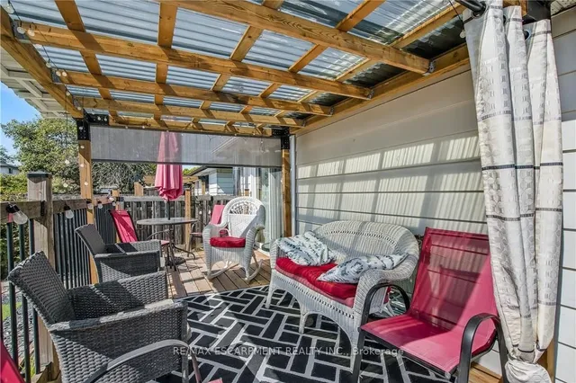 Additional image 33 of 79 Gardiner Dr