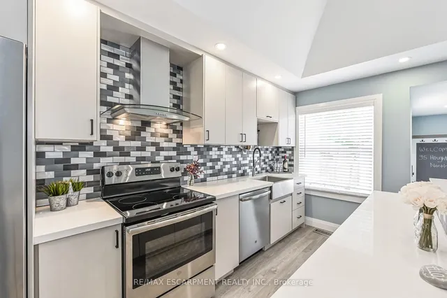 Additional image 13 of 95 Houghton Ave