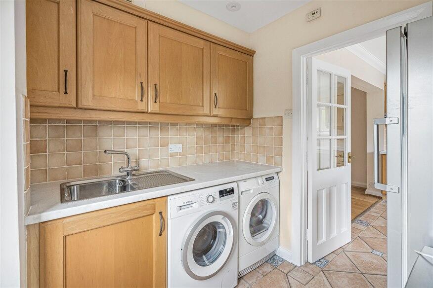 Additional image 7 of Ox Lane, Harpenden, AL5