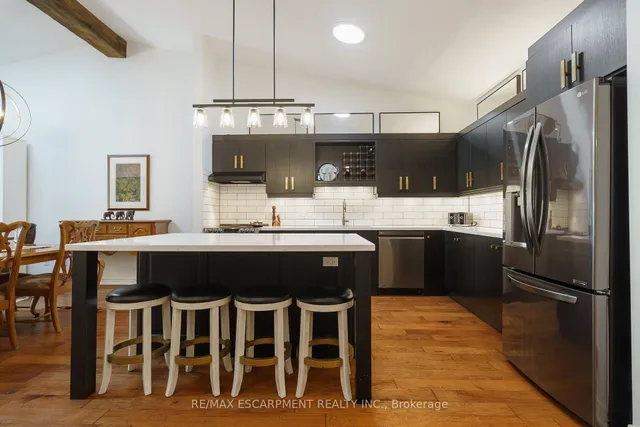 Additional image 12 of 353 Park St