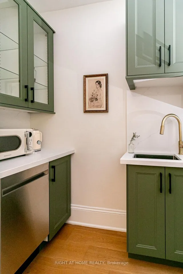 Additional image 17 of 24 Strathcona Ave