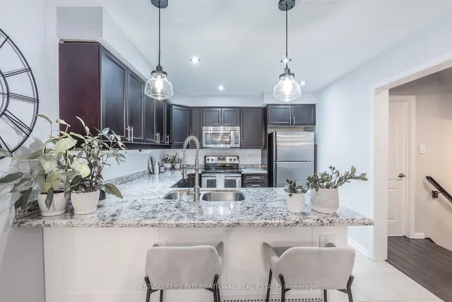 Additional image 11 of 7 Suitor Crt