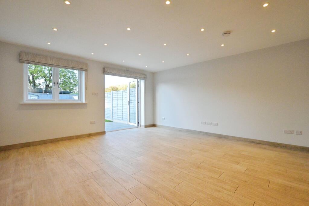 Additional image 5 of Oaklands Lane, St Albans, AL4