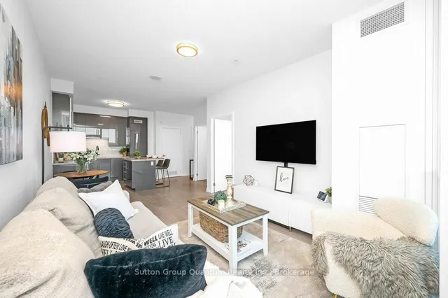 Additional image 16 of 2093 Fairview St Unit 2010