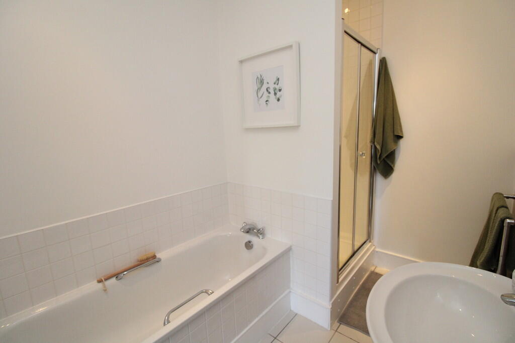 Additional image 8 of St James Place, 34 George Road