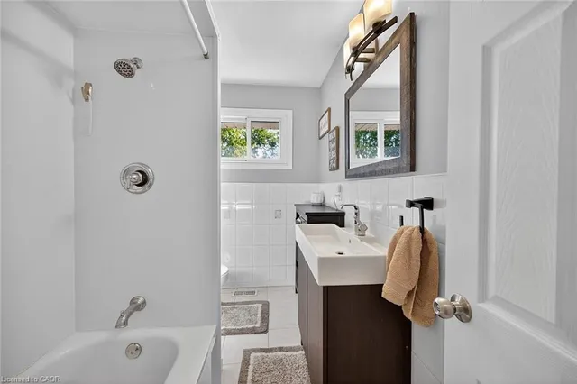 Additional image 25 of 3951 6 Hwy