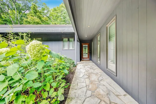 Additional image 46 of 7171 Appleby Line