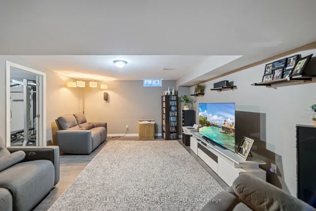 Additional image 39 of 24 MACBEAN Cres