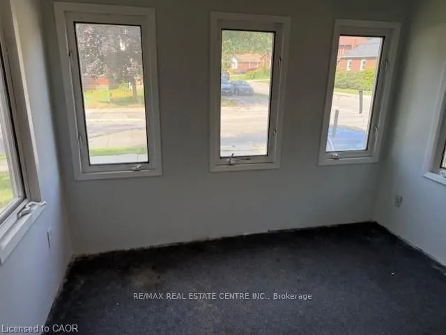 Additional image 13 of 77 Emerson St