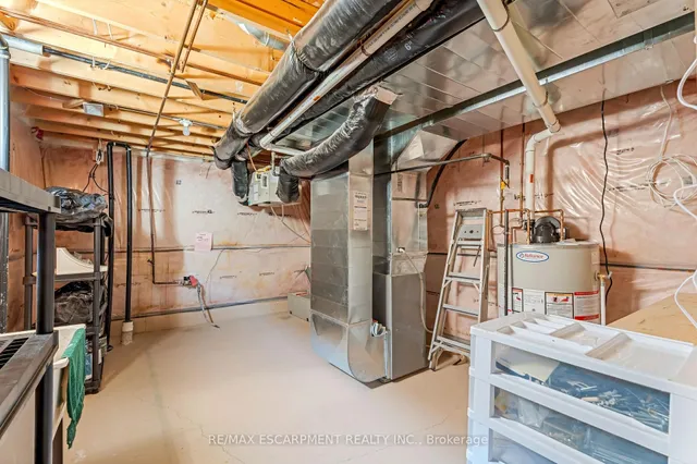 Additional image 36 of 60 Garinger Cres