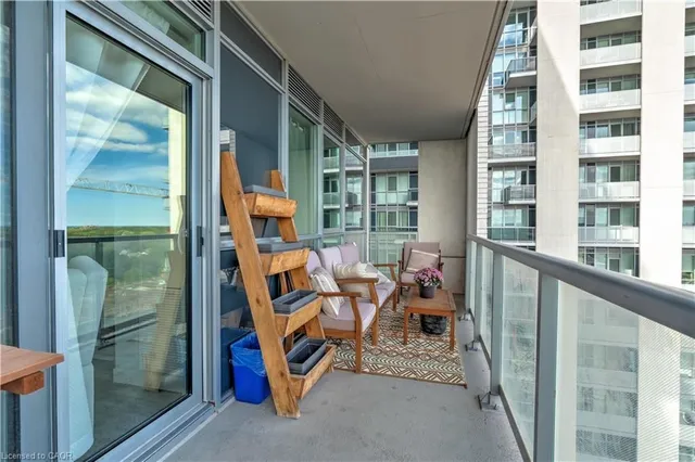 Additional image 19 of 2081 Fairview St Unit 1003