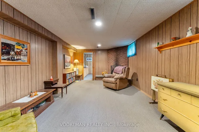 Additional image 15 of 136 Warren Ave