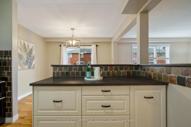 Additional image 15 of 85 Chelsea Cres