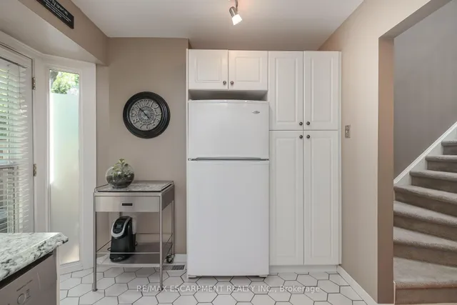 Additional image 10 of 895 MAPLE Ave Unit 132