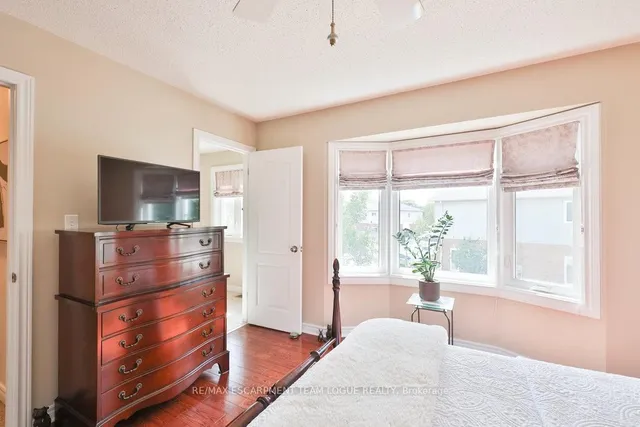 Additional image 26 of 2229 Walkers Line Unit 16