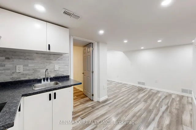 Additional image 42 of 257 Hinton Terr