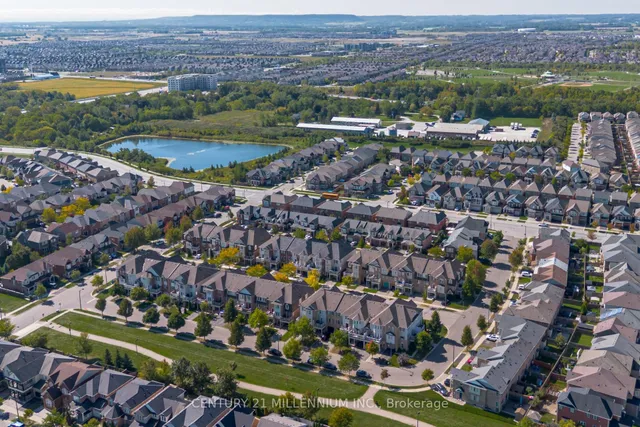 Additional image 43 of 914 Ambroise Cres