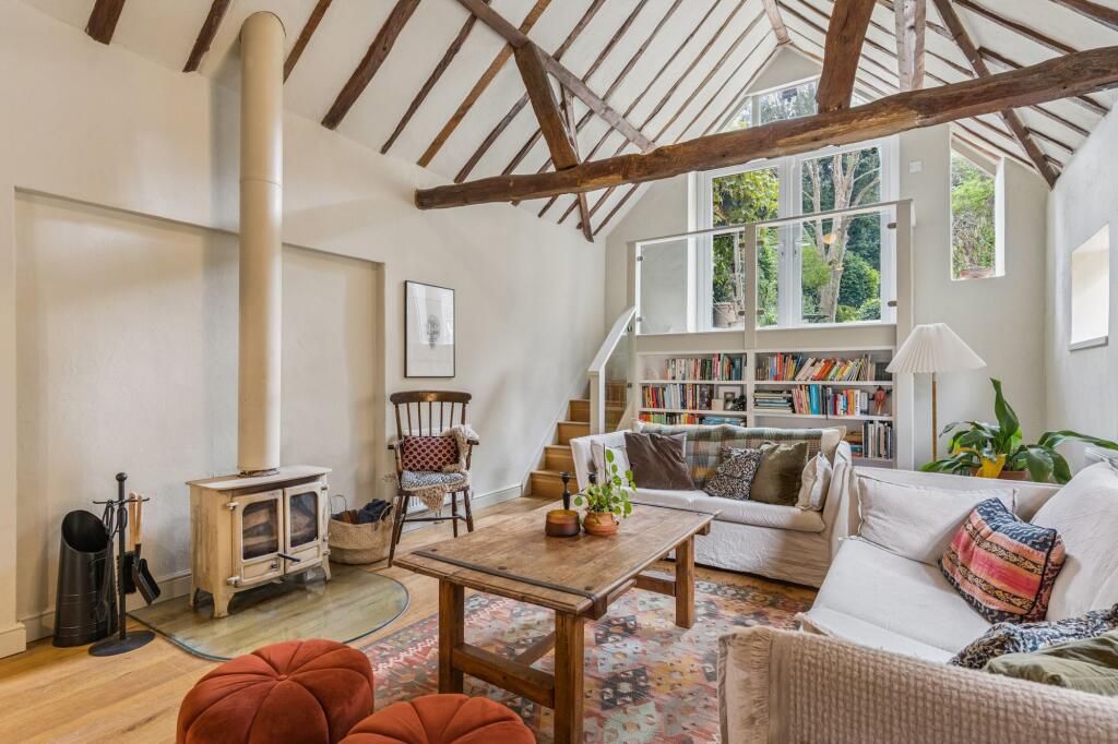 Additional image 8 of Pickford Road, Markyate, Hertfordshire