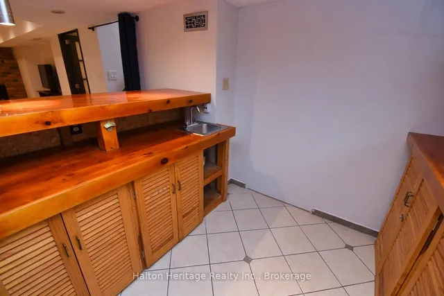 Additional image 23 of 454 Evergreen Ave