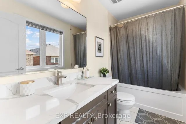 Additional image 22 of 986 Farmstead Dr