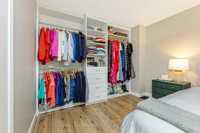 Additional image 31 of 235 Bronte St Unit 16