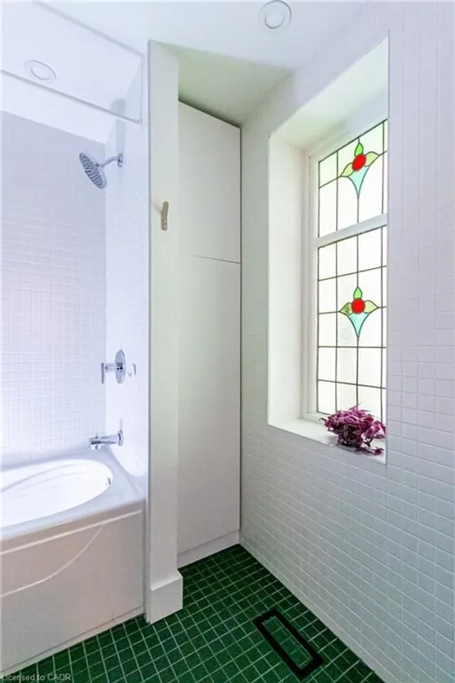 Additional image 24 of 163 Ferrie St