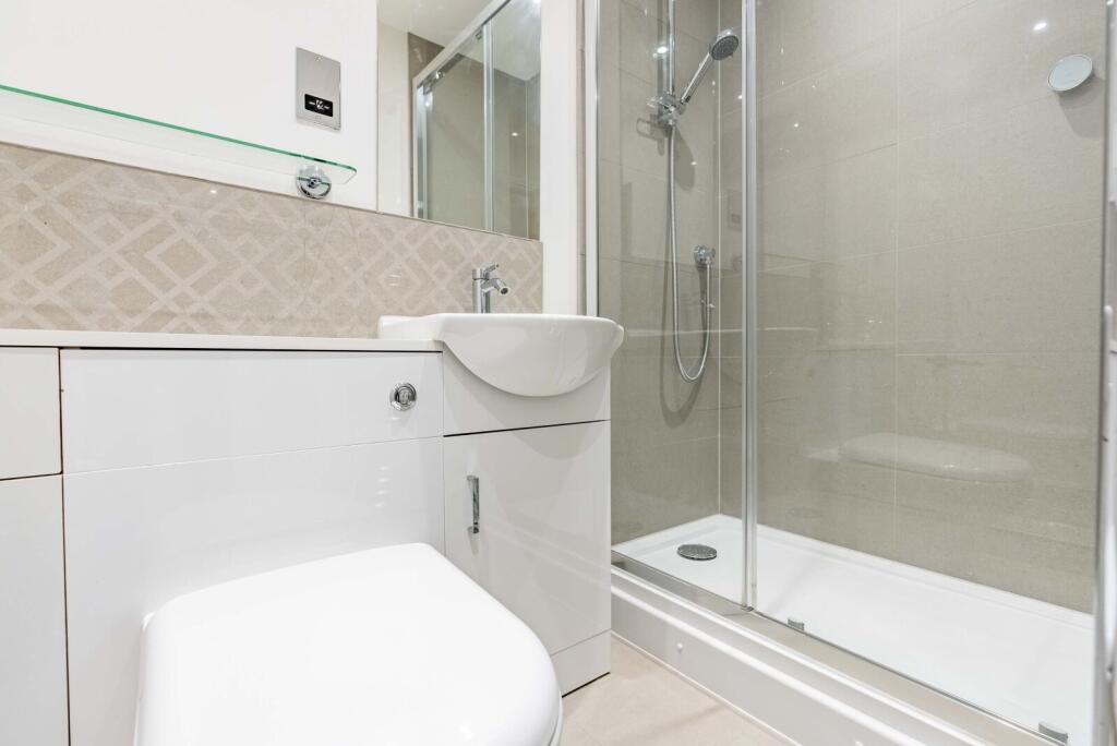 Additional image 6 of Hickling Way, Harpenden, Hertfordshire, AL5