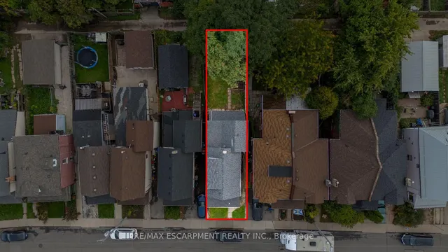 Additional image 38 of 40 Rosemont Ave