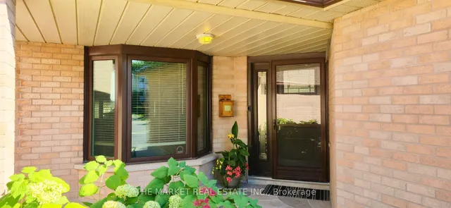 Additional image 3 of 233 Acadia Dr