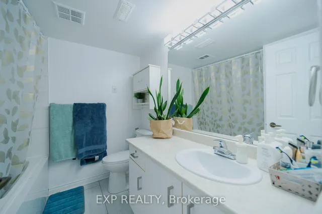 Additional image 14 of 2010 CLEAVER Ave Unit 124