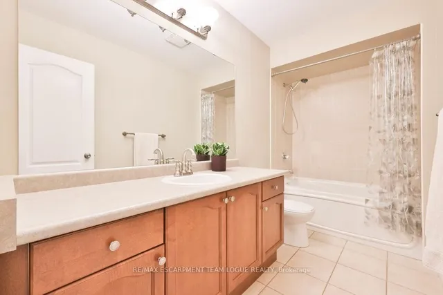 Additional image 35 of 2229 Walkers Line Unit 16