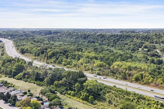 Additional image 40 of 103 Forest Hill Cres