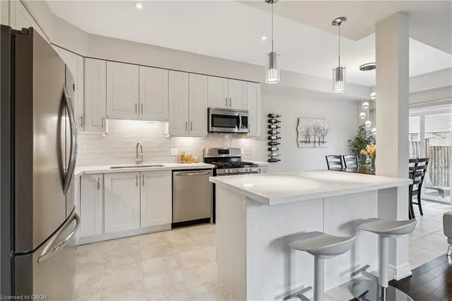 Additional image 20 of 35 Serenity Lane