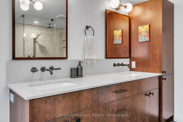 Additional image 34 of 121 St Clair Ave