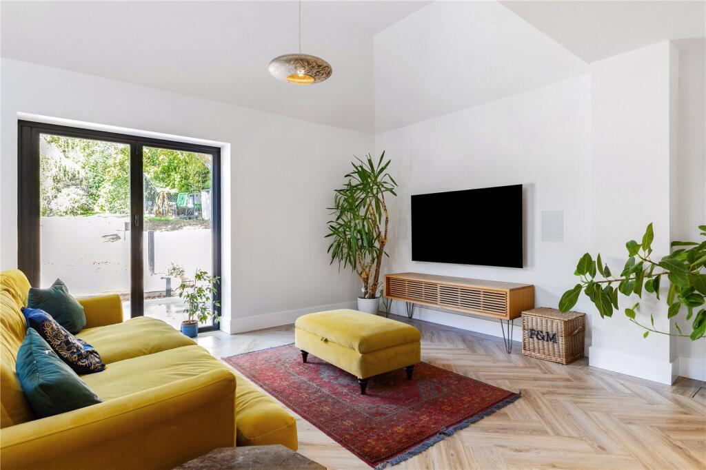 Additional image 12 of Reynards Road, Welwyn, Hertfordshire, AL6