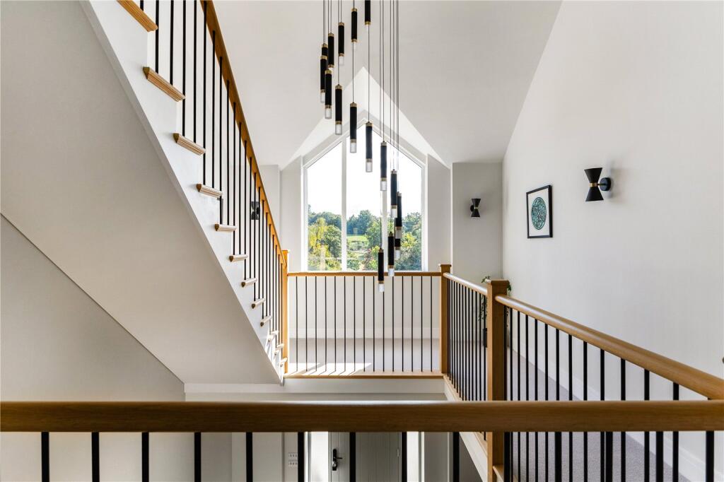 Additional image 15 of Reynards Road, Welwyn, Hertfordshire, AL6