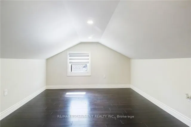 Additional image 39 of 109 TERRACE Dr