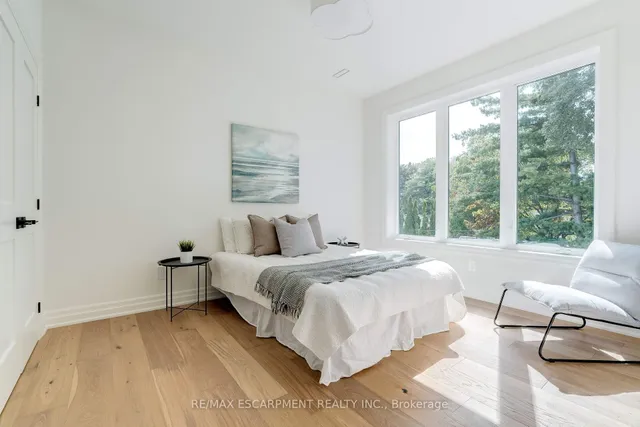 Additional image 33 of 684 Peele Blvd