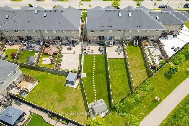 Additional image 38 of 123 WESTBANK Tr