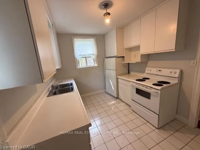 Additional image 6 of 77 Emerson St