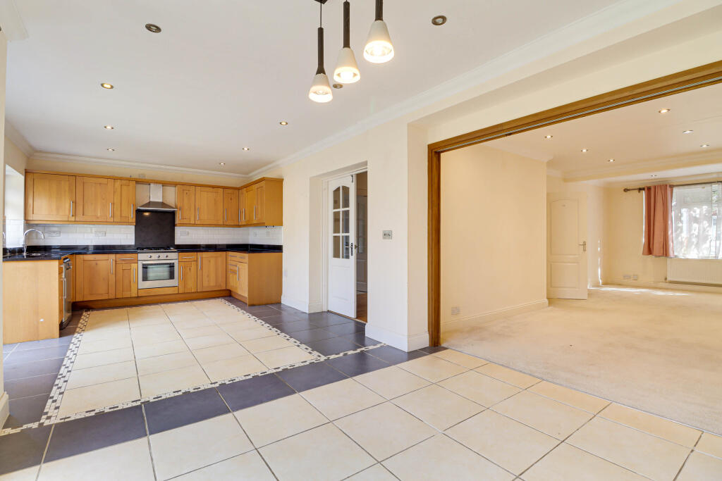 Additional image 6 of St. James Road, Harpenden, AL5