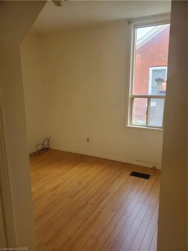 Additional image 3 of 107 Cathcart St