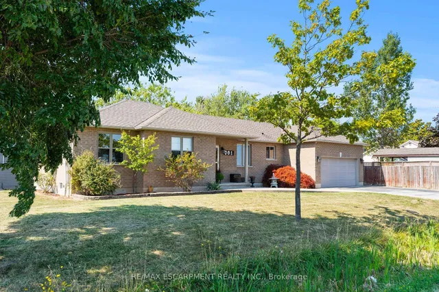 Additional image 2 of 301 Mud St