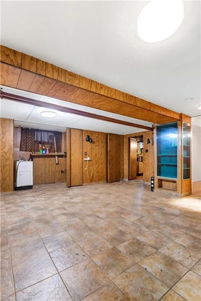 Additional image 13 of 11 Holton Ave