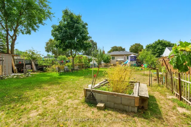 Primary image of 11 James St