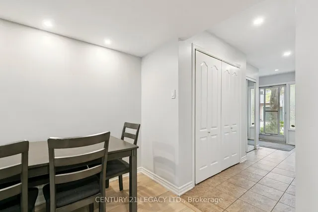 Additional image 8 of 2530 Northampton Blvd Unit 47