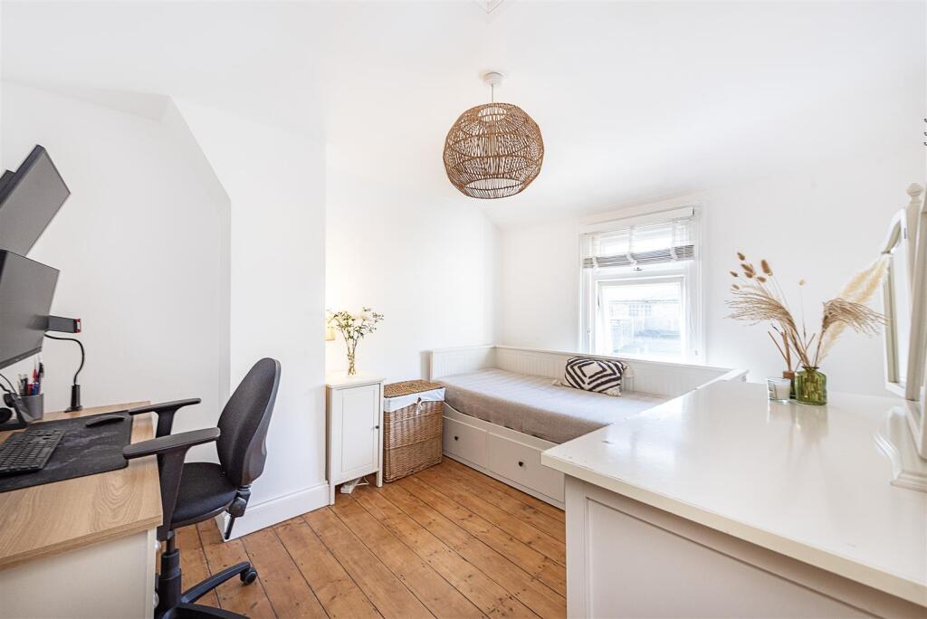 Additional image 8 of Luton Road, Harpenden