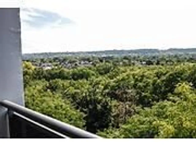 Additional image 19 of 75 Glenburn Crt Unit 811