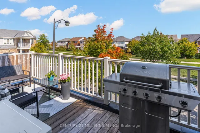 Additional image 32 of 914 Ambroise Cres